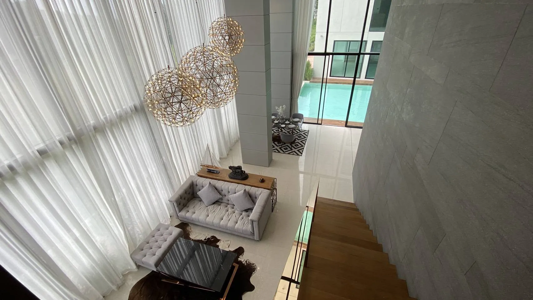 Duplex Loft With Pool Access In Patong