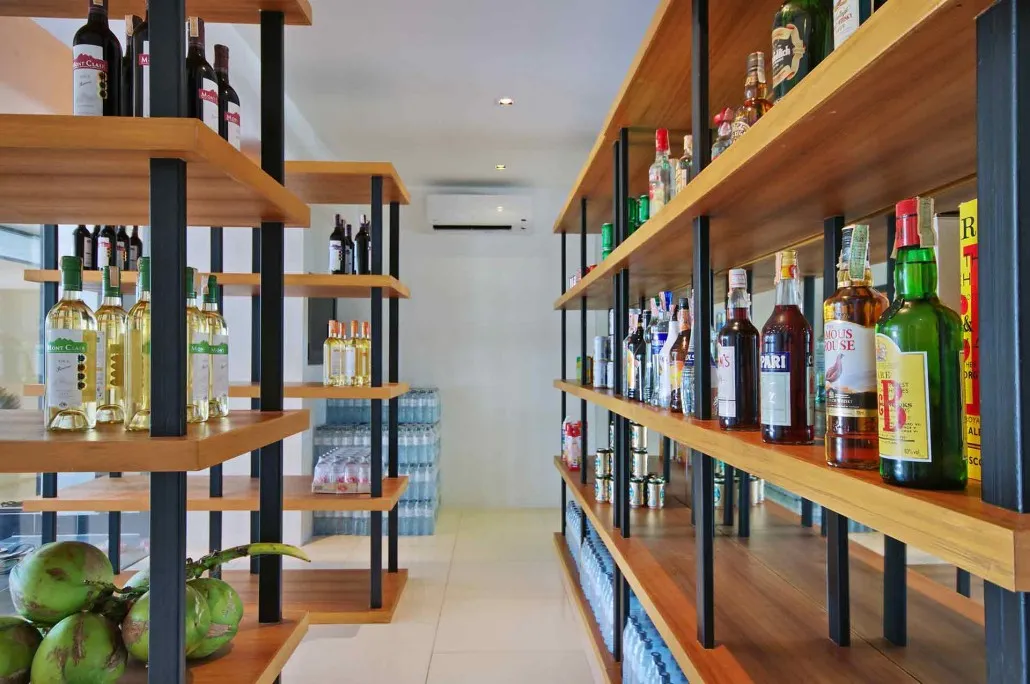 8 Bedrooms Luxury Villa in Surin