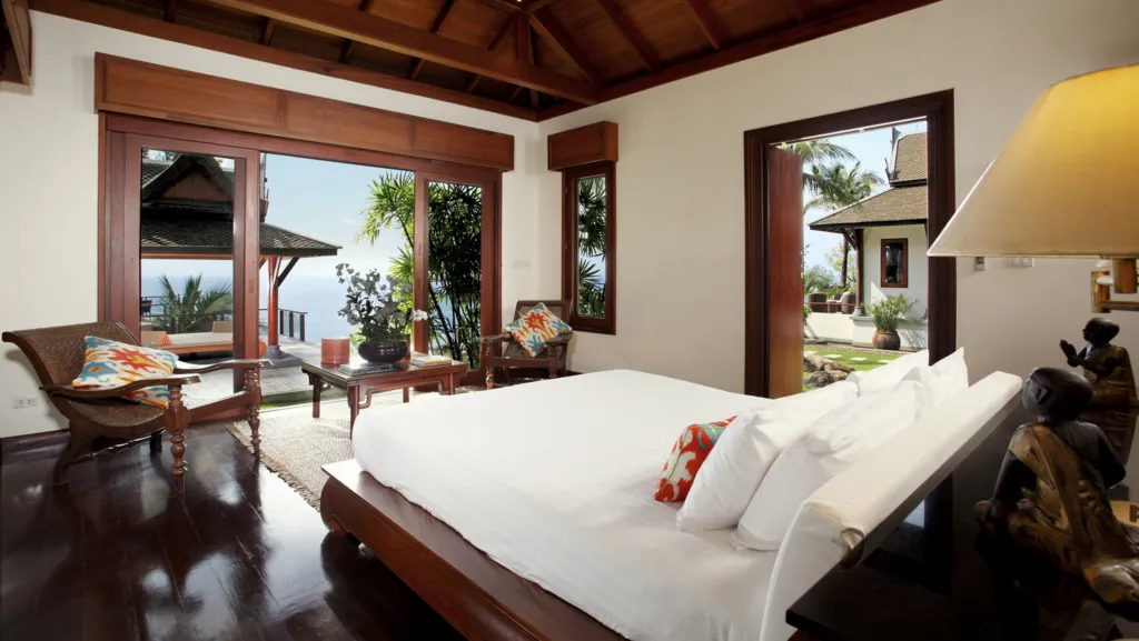 Luxury Villa Overlooking Sea View in Kamala