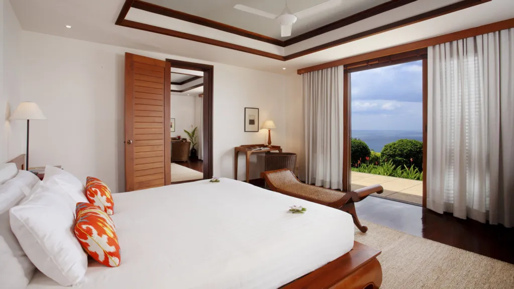 Luxury Villa Overlooking Sea View in Kamala